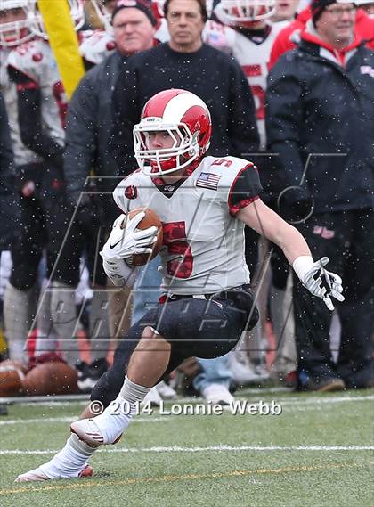 Thumbnail 3 in Darien vs. New Canaan (FCIAC Final) photogallery.