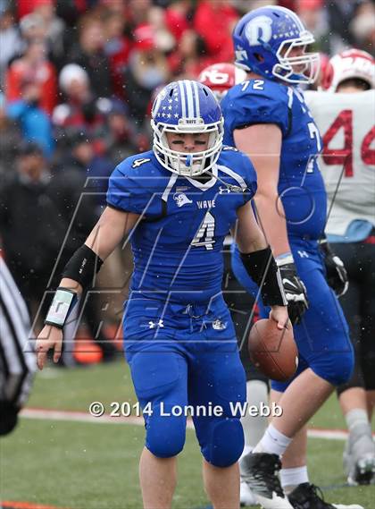 Thumbnail 3 in Darien vs. New Canaan (FCIAC Final) photogallery.