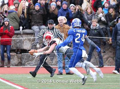 Thumbnail 2 in Darien vs. New Canaan (FCIAC Final) photogallery.