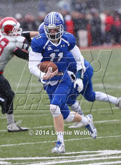 Thumbnail 3 in Darien vs. New Canaan (FCIAC Final) photogallery.