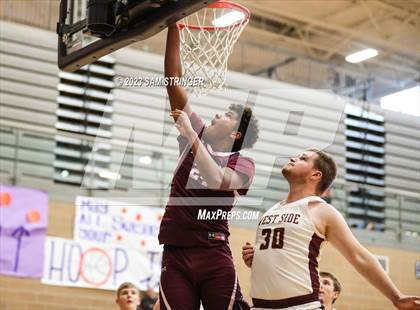 Thumbnail 3 in West Side vs. Kamiah (Pro Image Holiday Classic Small Schools) photogallery.