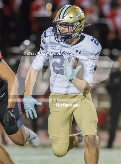 Thumbnail 1 in Eaglecrest vs. Legacy (CHSAA 5A 1st Round) photogallery.