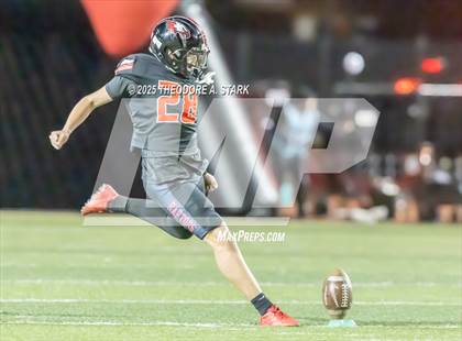 Thumbnail 2 in Eaglecrest vs. Legacy (CHSAA 5A 1st Round) photogallery.