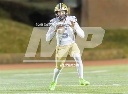 Thumbnail 1 in Eaglecrest vs. Legacy (CHSAA 5A 1st Round) photogallery.