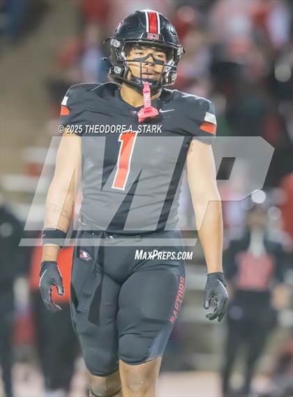 Thumbnail 1 in Eaglecrest vs. Legacy (CHSAA 5A 1st Round) photogallery.