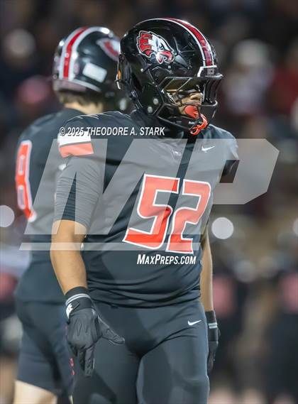 Thumbnail 3 in Eaglecrest vs. Legacy (CHSAA 5A 1st Round) photogallery.