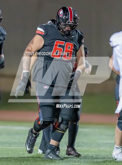 Thumbnail 2 in Eaglecrest vs. Legacy (CHSAA 5A 1st Round) photogallery.