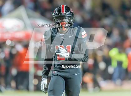 Thumbnail 1 in Eaglecrest vs. Legacy (CHSAA 5A 1st Round) photogallery.