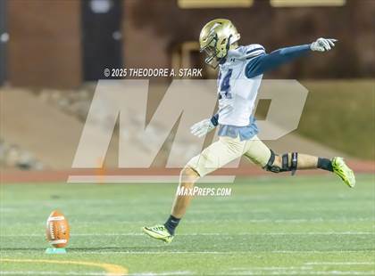 Thumbnail 3 in Eaglecrest vs. Legacy (CHSAA 5A 1st Round) photogallery.