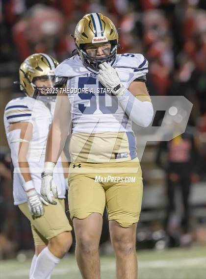 Thumbnail 2 in Eaglecrest vs. Legacy (CHSAA 5A 1st Round) photogallery.