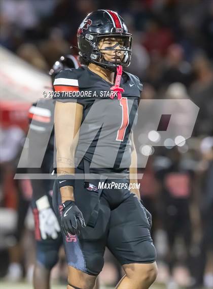 Thumbnail 3 in Eaglecrest vs. Legacy (CHSAA 5A 1st Round) photogallery.