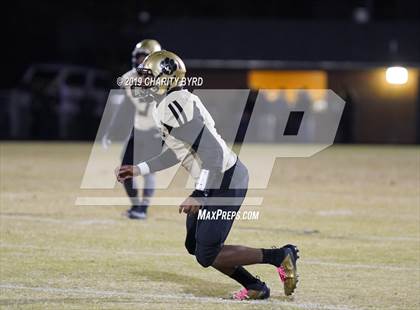 Thumbnail 2 in Roanoke Catholic @ Manassas Park photogallery.