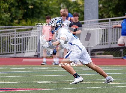 Thumbnail 3 in Wilton vs. Darien (FCIAC Finals) photogallery.