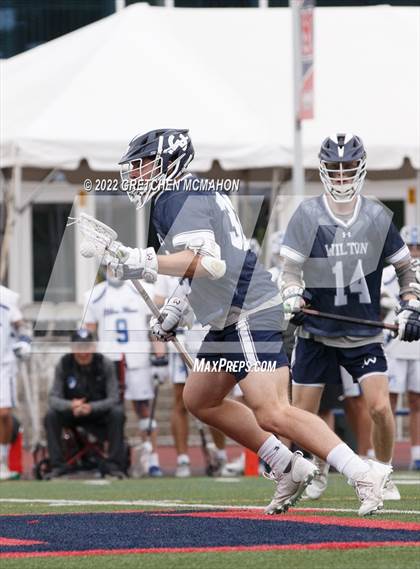 Thumbnail 2 in Wilton vs. Darien (FCIAC Finals) photogallery.