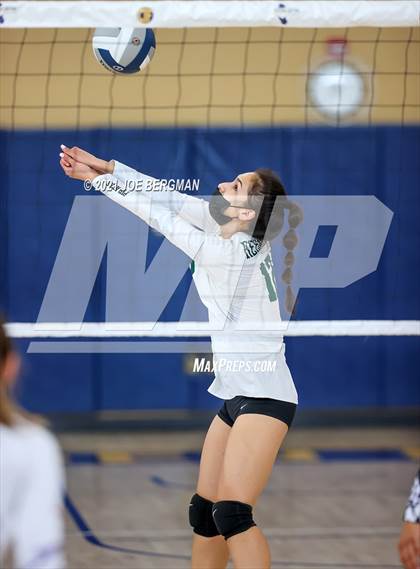 Thumbnail 1 in Mission Oak vs. Reedley (CIF-CS D5 Final) photogallery.