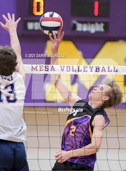Thumbnail 1 in Perry @ Mesa photogallery.