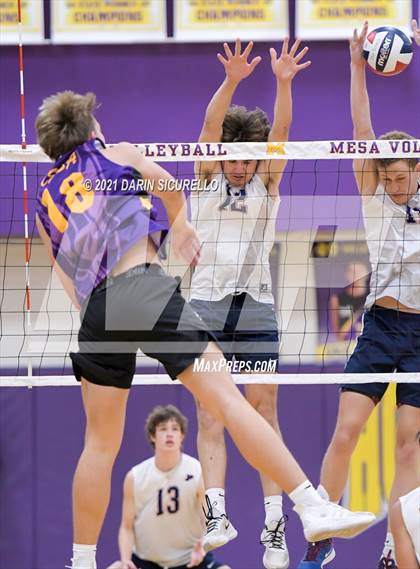 Thumbnail 1 in Perry @ Mesa photogallery.