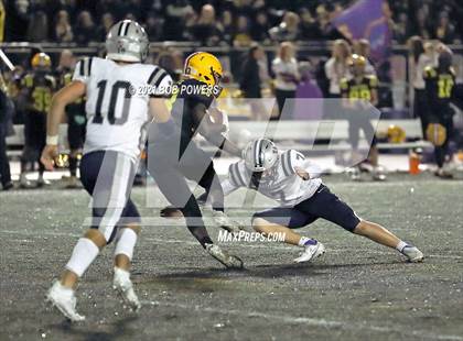 Thumbnail 3 in Woodson @ Lake Braddock photogallery.