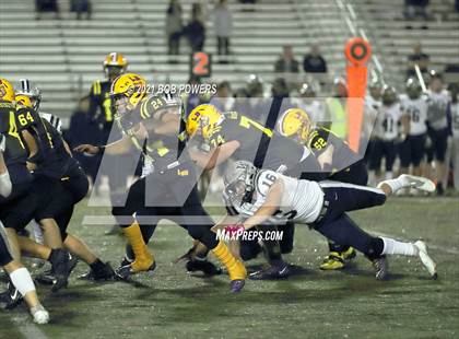 Thumbnail 3 in Woodson @ Lake Braddock photogallery.