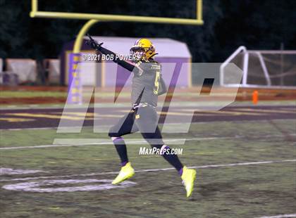 Thumbnail 1 in Woodson @ Lake Braddock photogallery.
