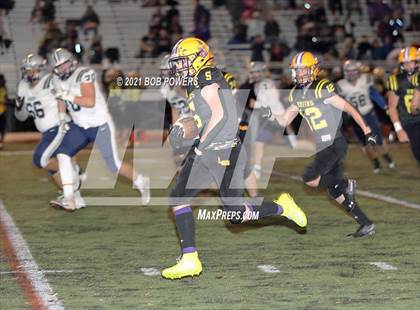 Thumbnail 3 in Woodson @ Lake Braddock photogallery.