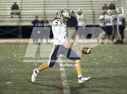 Thumbnail 3 in Woodson @ Lake Braddock photogallery.