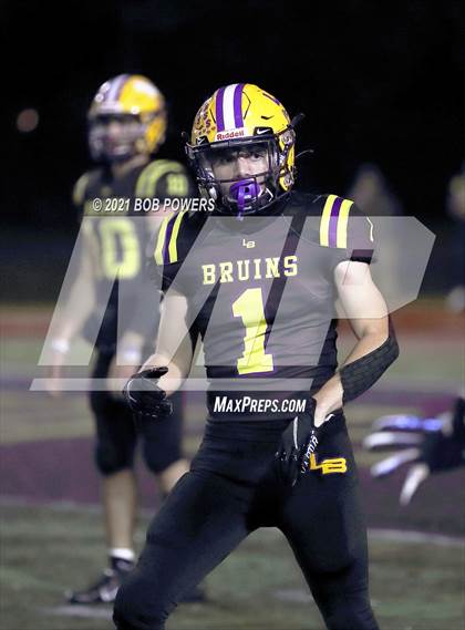 Thumbnail 3 in Woodson @ Lake Braddock photogallery.