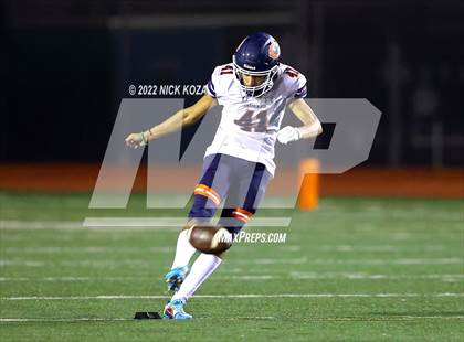Thumbnail 1 in Inglewood vs. Chaminade (CIF SS D2 Semi-Finals) photogallery.