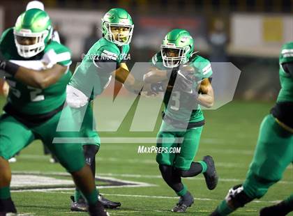 Thumbnail 3 in Inglewood vs. Chaminade (CIF SS D2 Semi-Finals) photogallery.