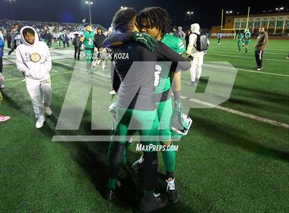 Thumbnail 2 in Inglewood vs. Chaminade (CIF SS D2 Semi-Finals) photogallery.