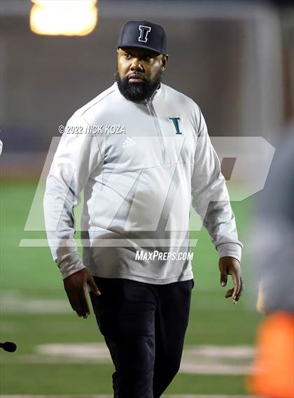 Thumbnail 2 in Inglewood vs. Chaminade (CIF SS D2 Semi-Finals) photogallery.