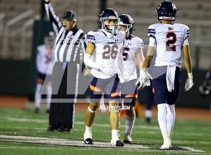 Thumbnail 2 in Inglewood vs. Chaminade (CIF SS D2 Semi-Finals) photogallery.