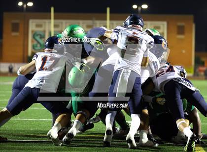 Thumbnail 3 in Inglewood vs. Chaminade (CIF SS D2 Semi-Finals) photogallery.