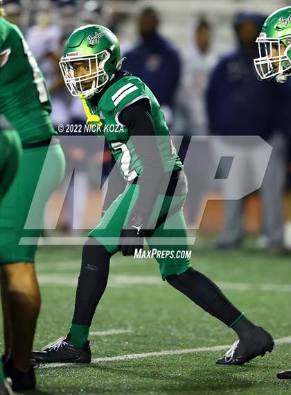 Thumbnail 2 in Inglewood vs. Chaminade (CIF SS D2 Semi-Finals) photogallery.