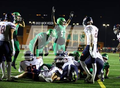 Thumbnail 2 in Inglewood vs. Chaminade (CIF SS D2 Semi-Finals) photogallery.
