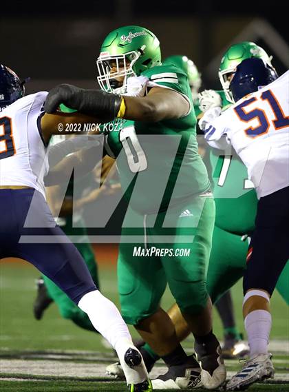 Thumbnail 1 in Inglewood vs. Chaminade (CIF SS D2 Semi-Finals) photogallery.