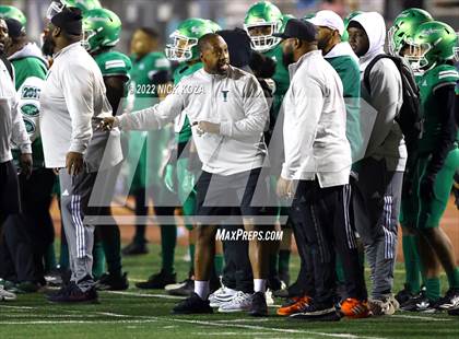 Thumbnail 2 in Inglewood vs. Chaminade (CIF SS D2 Semi-Finals) photogallery.