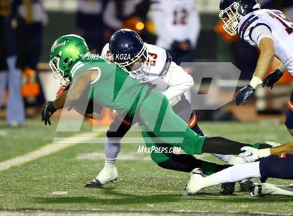 Thumbnail 3 in Inglewood vs. Chaminade (CIF SS D2 Semi-Finals) photogallery.