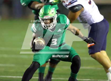 Thumbnail 3 in Inglewood vs. Chaminade (CIF SS D2 Semi-Finals) photogallery.