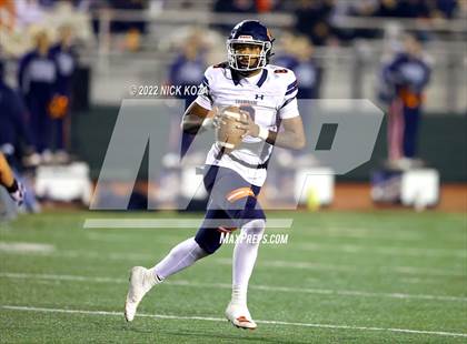 Thumbnail 3 in Inglewood vs. Chaminade (CIF SS D2 Semi-Finals) photogallery.