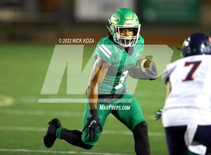 Thumbnail 3 in Inglewood vs. Chaminade (CIF SS D2 Semi-Finals) photogallery.