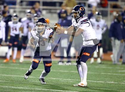 Thumbnail 3 in Inglewood vs. Chaminade (CIF SS D2 Semi-Finals) photogallery.