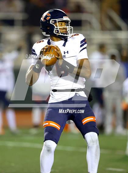 Thumbnail 1 in Inglewood vs. Chaminade (CIF SS D2 Semi-Finals) photogallery.