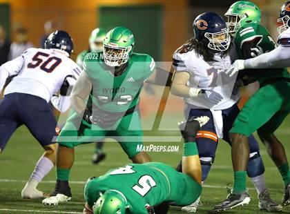 Thumbnail 2 in Inglewood vs. Chaminade (CIF SS D2 Semi-Finals) photogallery.