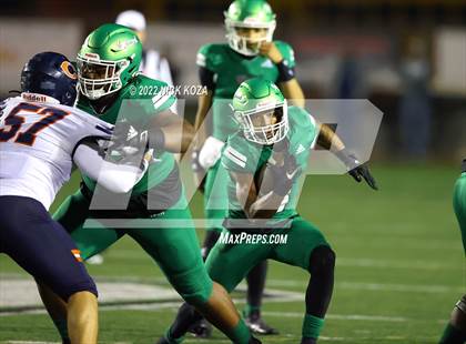 Thumbnail 2 in Inglewood vs. Chaminade (CIF SS D2 Semi-Finals) photogallery.
