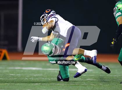 Thumbnail 3 in Inglewood vs. Chaminade (CIF SS D2 Semi-Finals) photogallery.