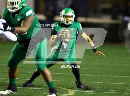 Thumbnail 2 in Inglewood vs. Chaminade (CIF SS D2 Semi-Finals) photogallery.