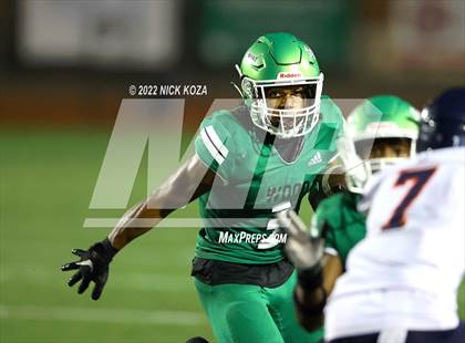 Thumbnail 1 in Inglewood vs. Chaminade (CIF SS D2 Semi-Finals) photogallery.