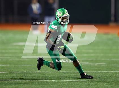 Thumbnail 1 in Inglewood vs. Chaminade (CIF SS D2 Semi-Finals) photogallery.