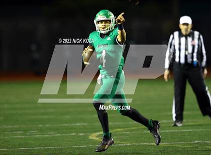 Thumbnail 2 in Inglewood vs. Chaminade (CIF SS D2 Semi-Finals) photogallery.
